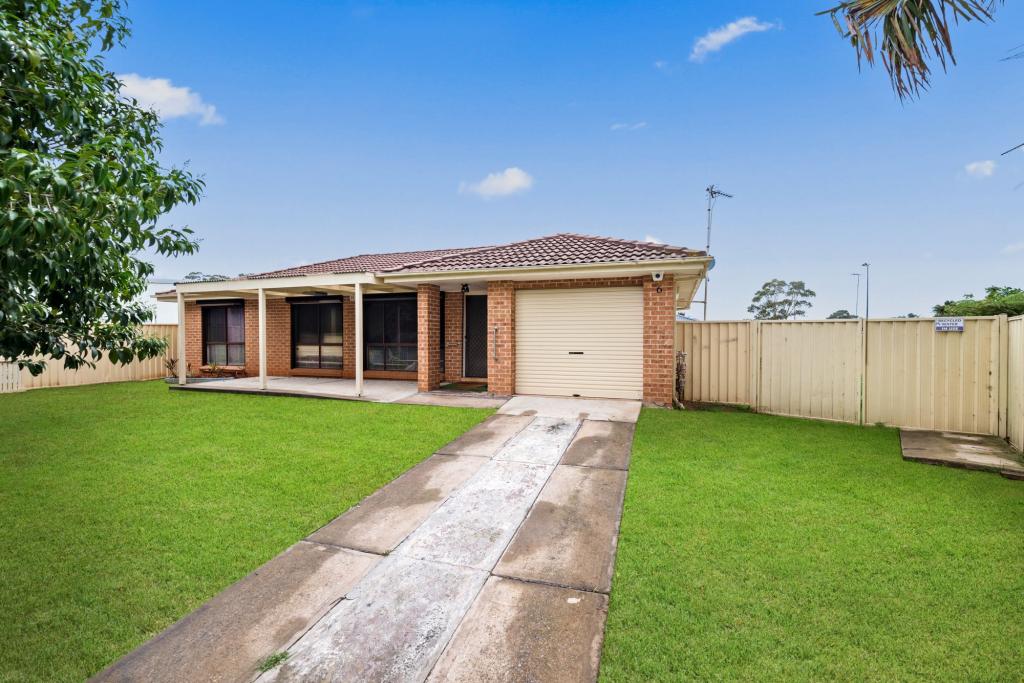 6 Lear Pl, Rosemeadow, NSW 2560