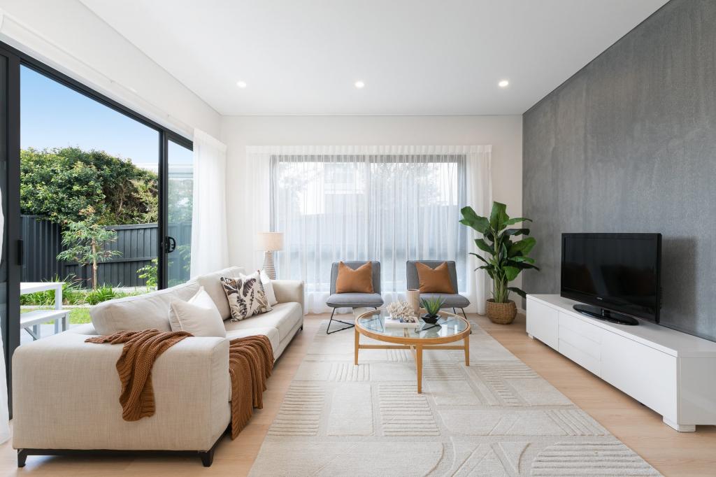 2/221 Burraneer Bay Rd, Caringbah South, NSW 2229