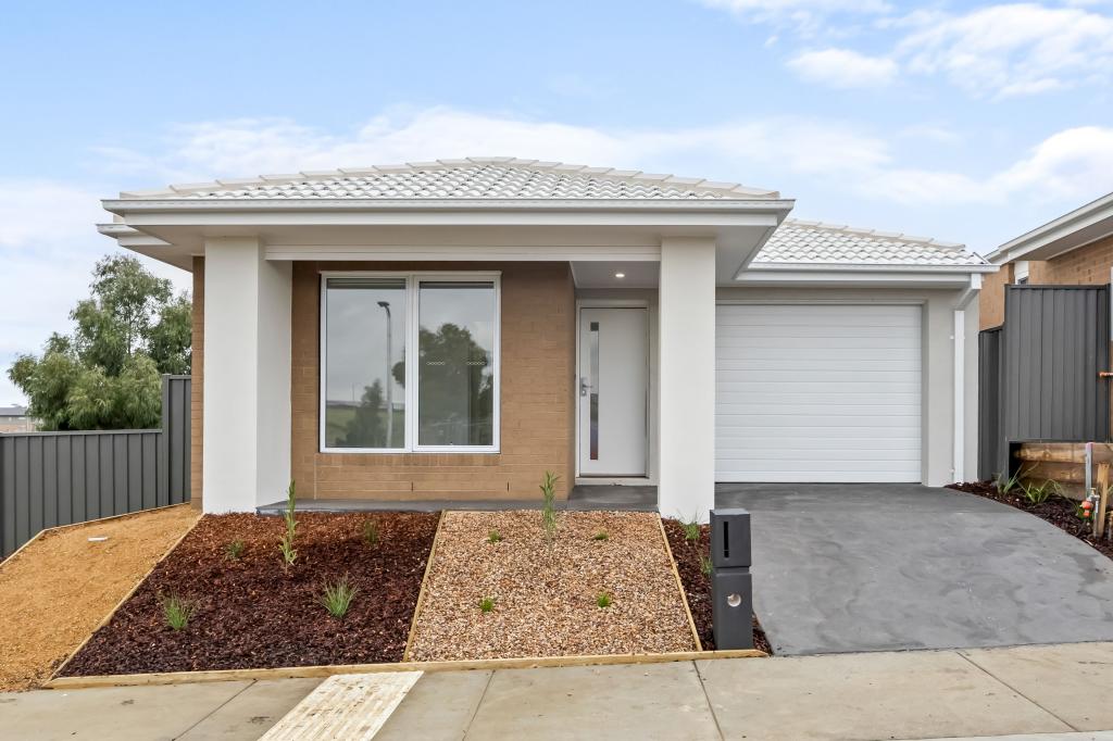 36 Vivid St, Winter Valley, VIC 3358