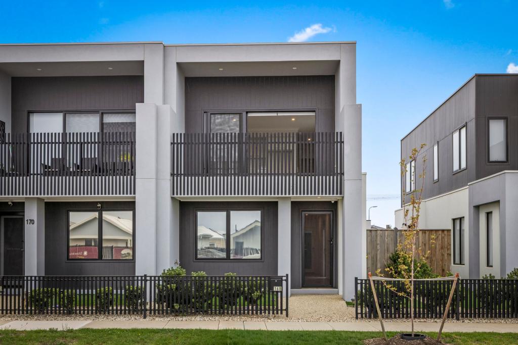 168 St Germain Bvd, Clyde North, VIC 3978