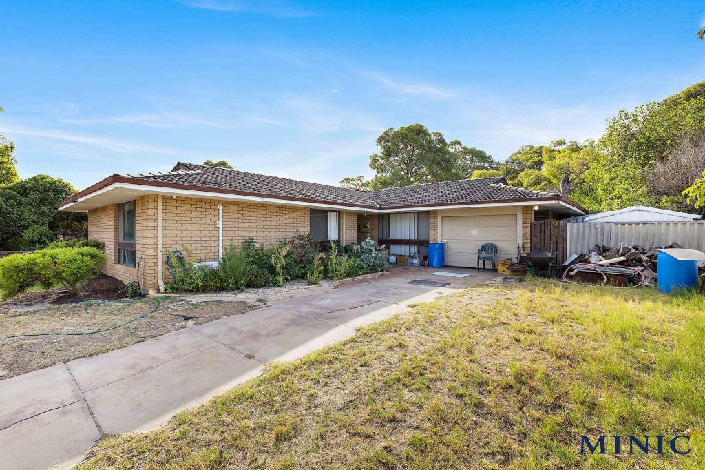 11 Pyrus Way, Forrestfield, WA 6058