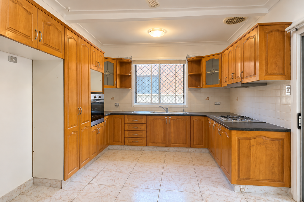 35 Myers St, Roselands, NSW 2196