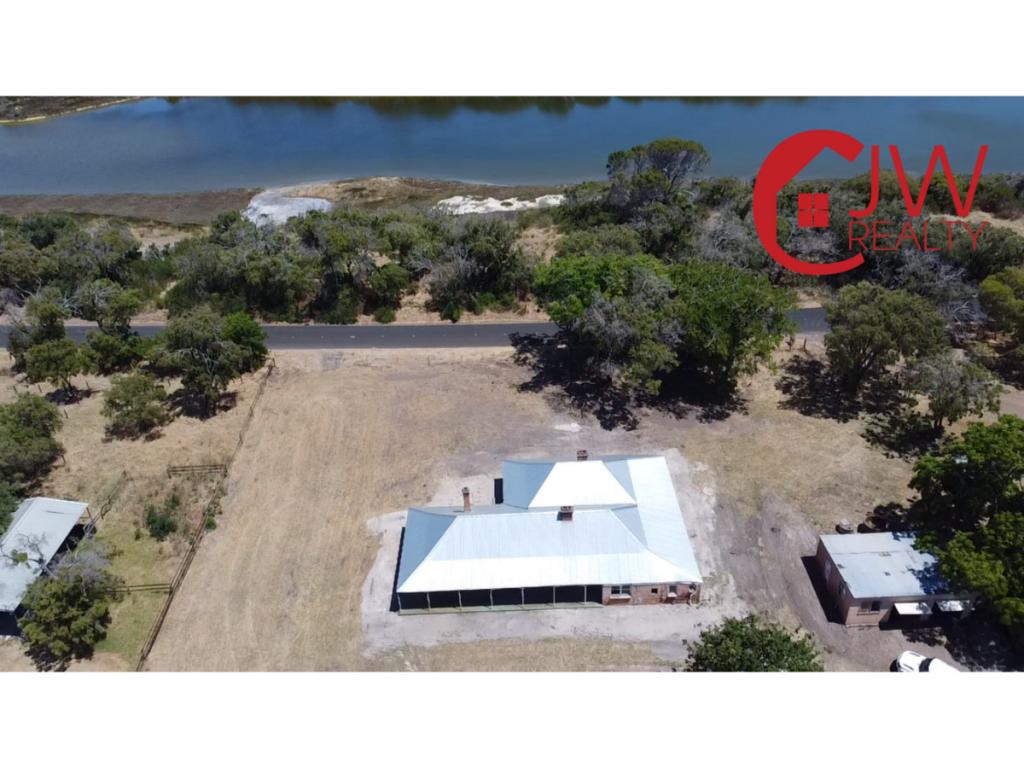 174 Forrest Beach Rd, Wonnerup, WA 6280