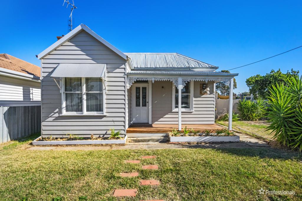 45 Dundas Rd, Maryborough, VIC 3465