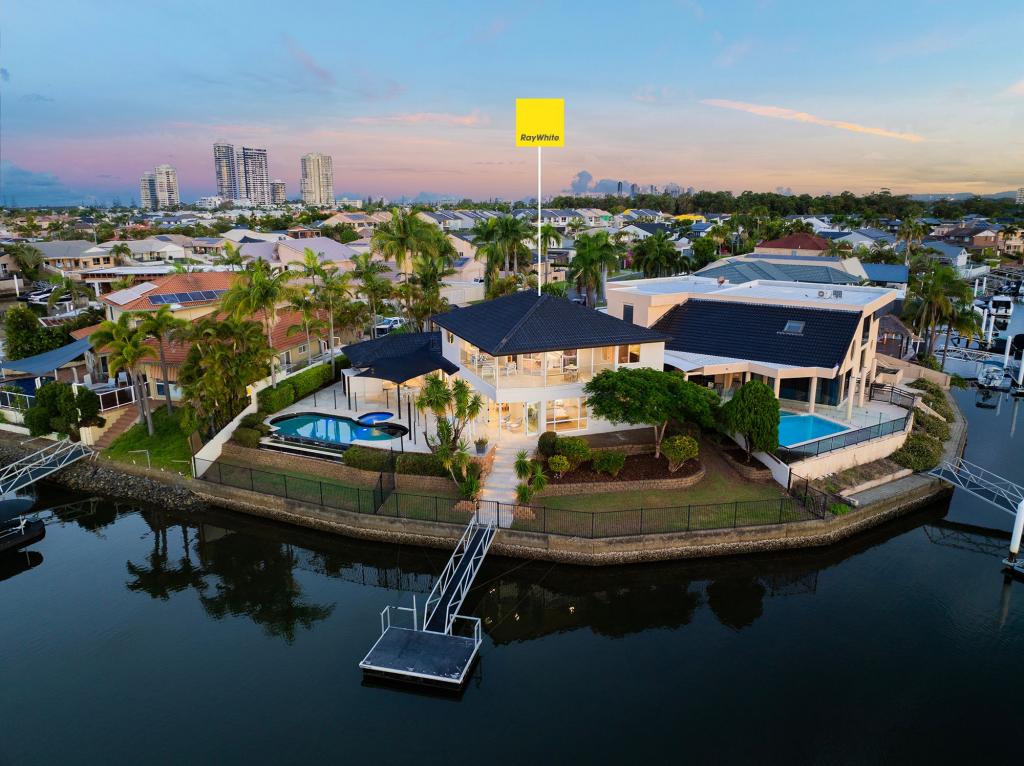 1 Sundance Way, Runaway Bay, QLD 4216