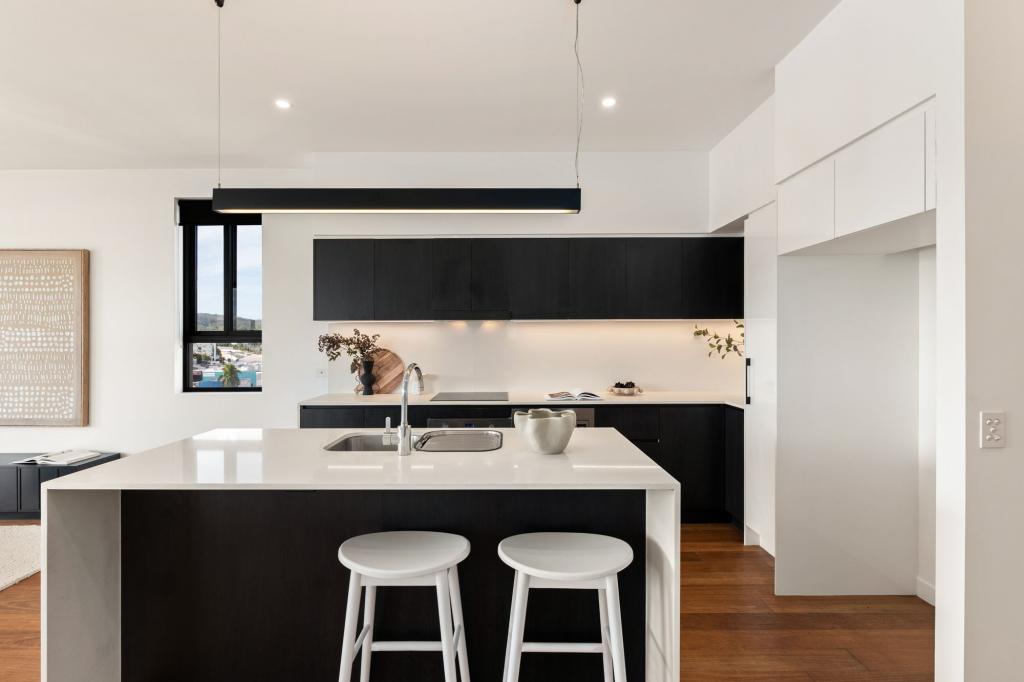 601/121 Clarence Rd, Indooroopilly, QLD 4068