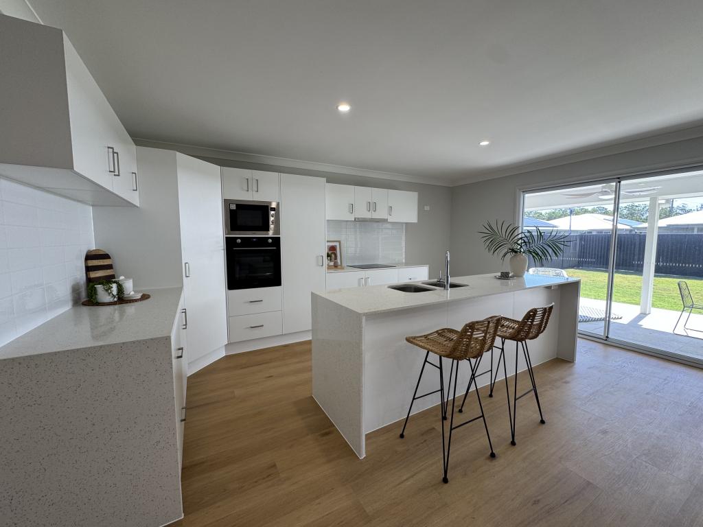 6 ANITA ST, REDLAND BAY, QLD 4165