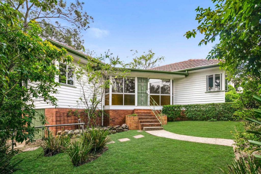 83 Lade St, Coorparoo, QLD 4151