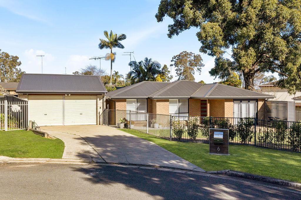 6 Hobby Cl, South Penrith, NSW 2750