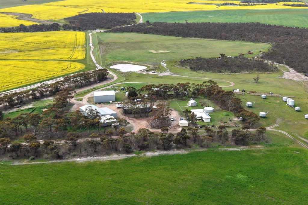 31541 South Coast Hwy, Jerramungup, WA 6337