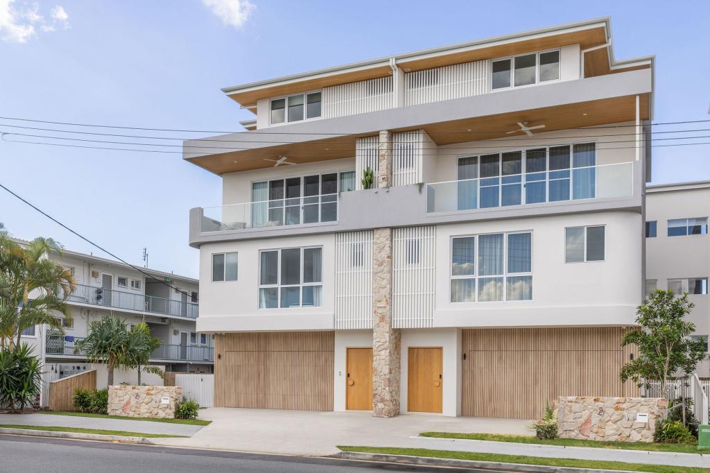 1a Redondo Ave, Miami, QLD 4220