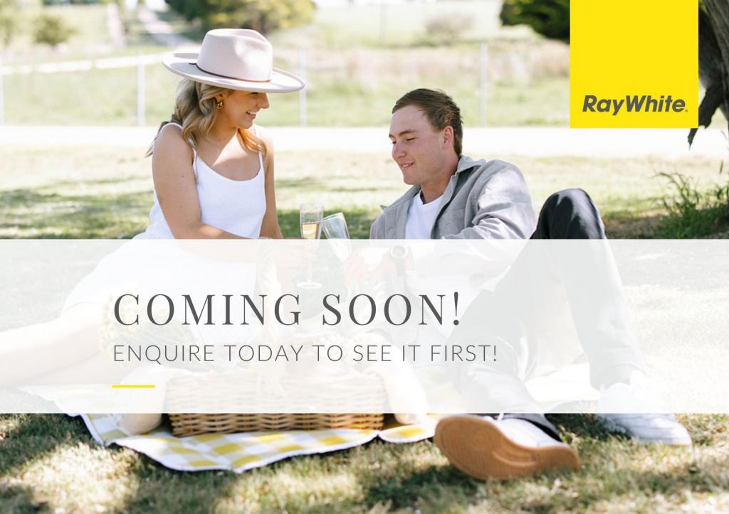 5 PINE EDGE DR, LANDSBOROUGH, QLD 4550