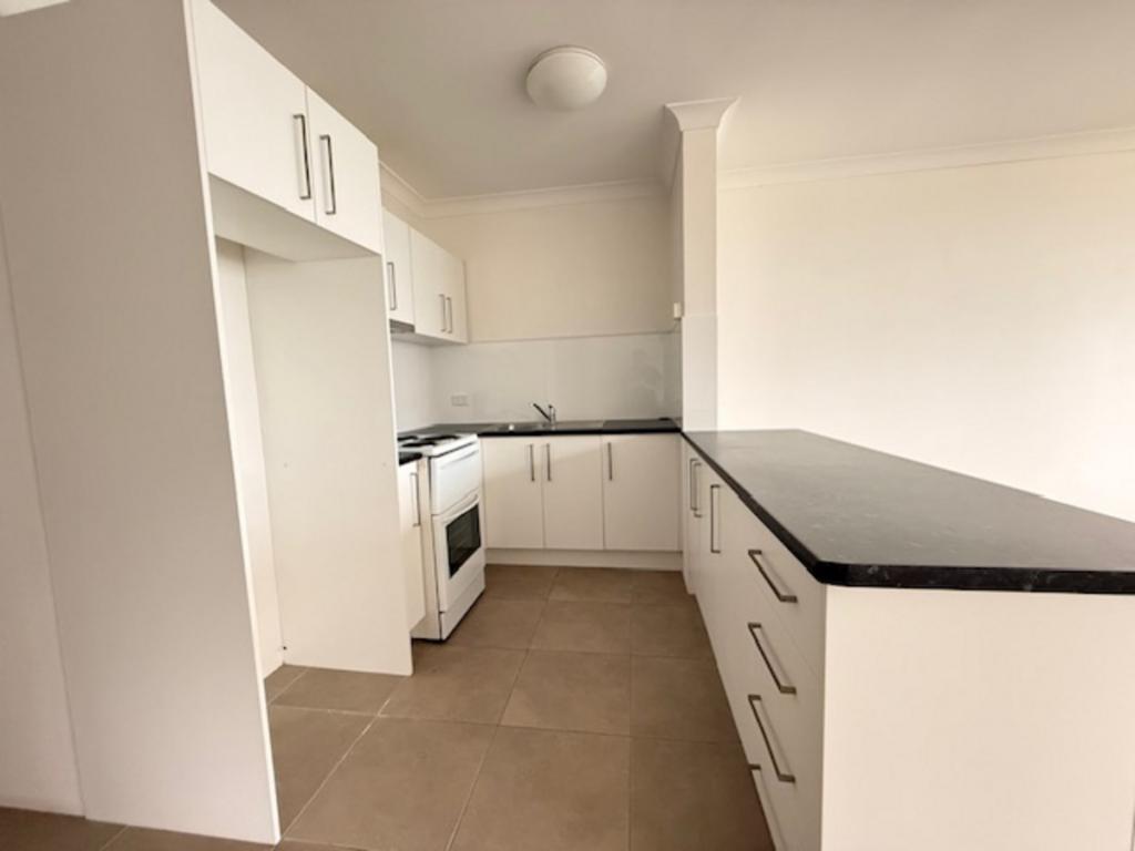 11/182 THE ESP, MIAMI, QLD 4220