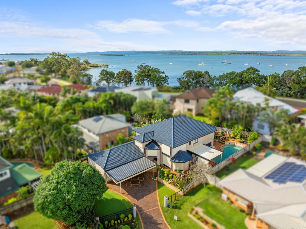 22 Cliftonville Pl, Redland Bay, QLD 4165