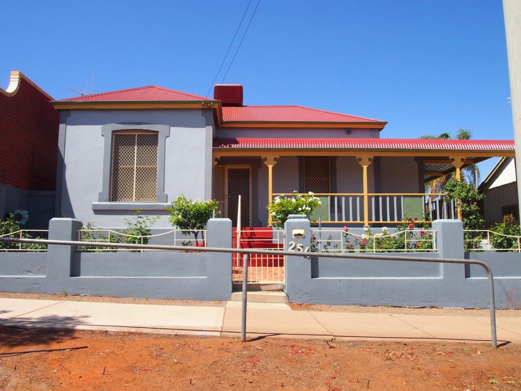 254 Oxide St, Broken Hill, NSW 2880