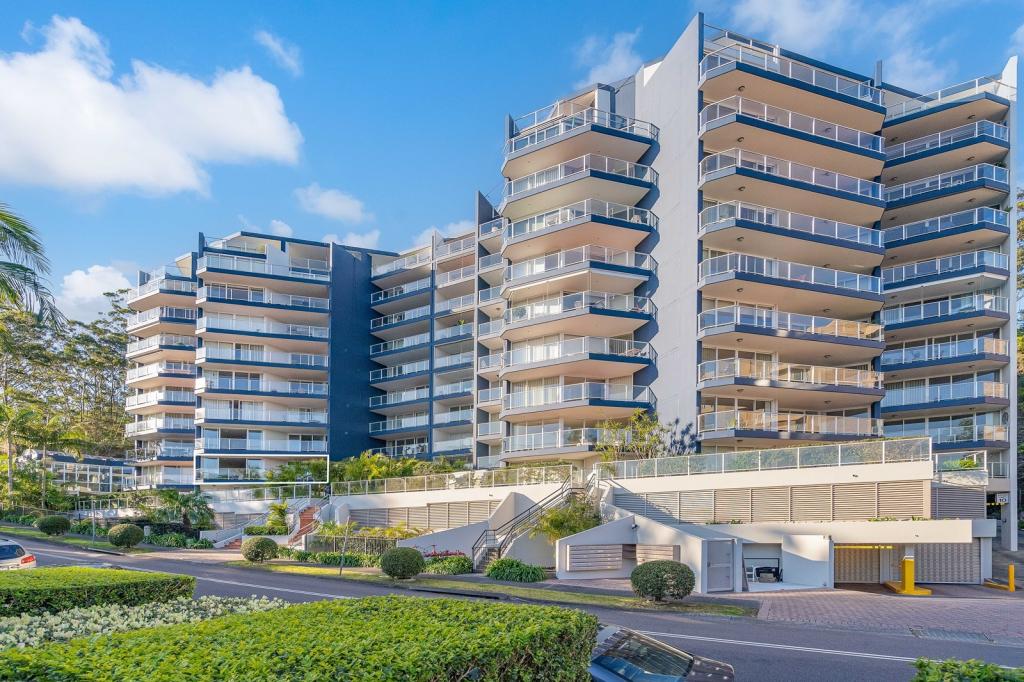 206/97-99 JOHN WHITEWAY DR, GOSFORD, NSW 2250