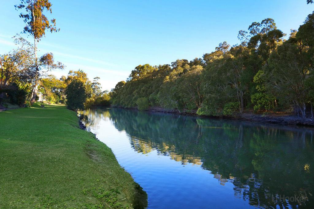 1/72 Kangaroo Ave, Coombabah, QLD 4216