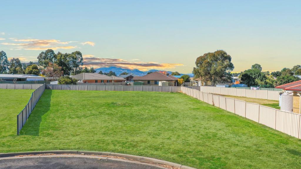 13 Green Cres, Quirindi, NSW 2343