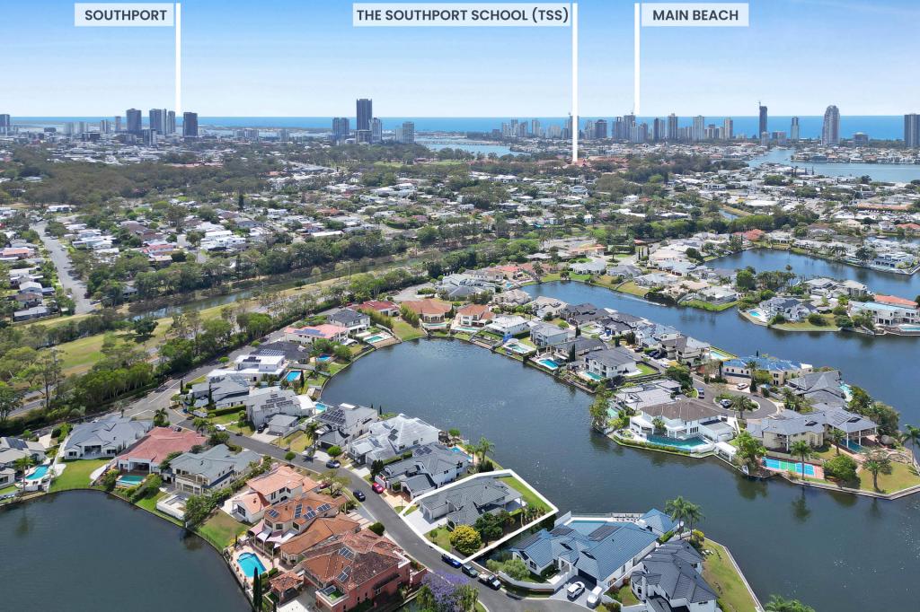 114/40 Cotlew St E, Southport, QLD 4215