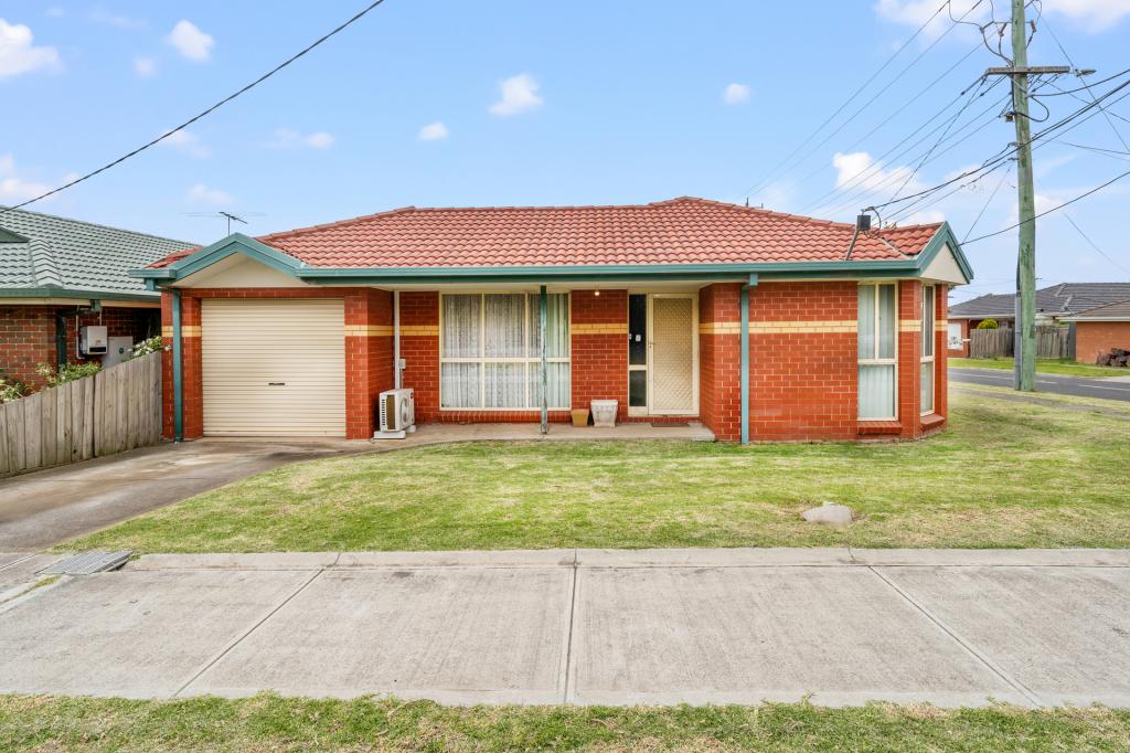 104 Robinsons Rd, Deer Park, VIC 3023