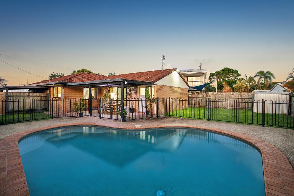 30 Banksia Cres, Marcoola, QLD 4564