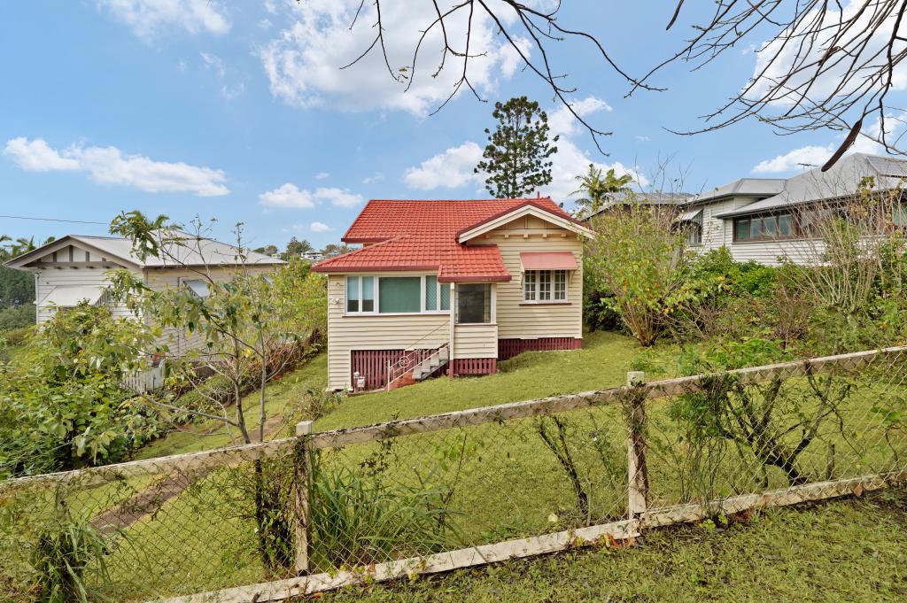 27 FOXTON ST, MORNINGSIDE, QLD 4170