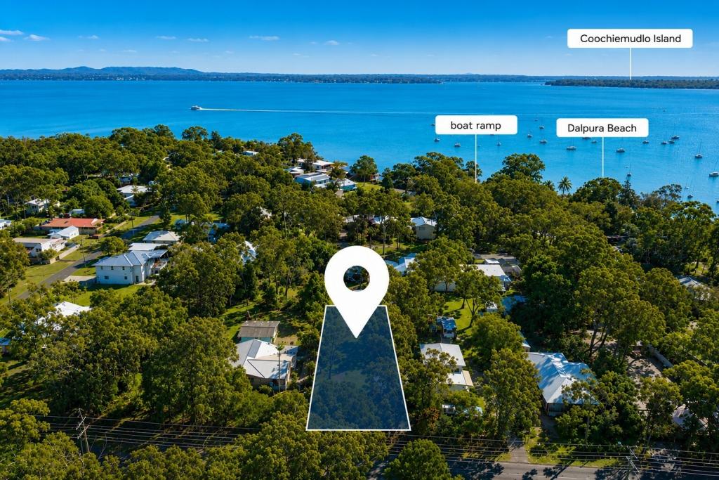 111 Kate St, Macleay Island, QLD 4184