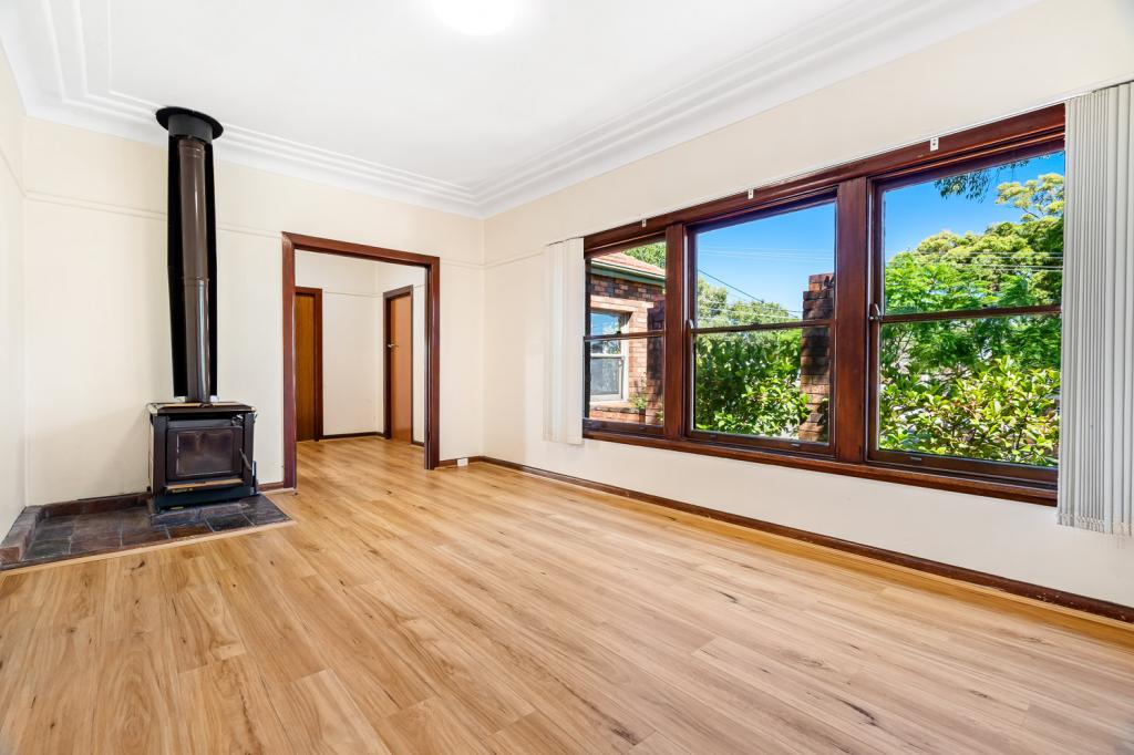 26 Stuart St, Blakehurst, NSW 2221