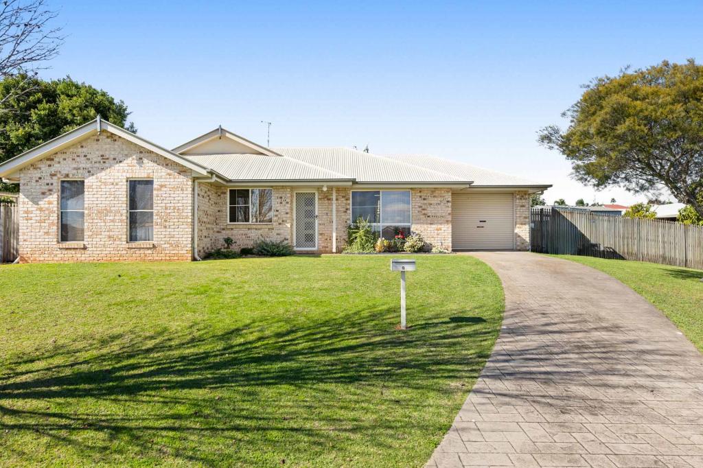 8 Rushlands St, Glenvale, QLD 4350