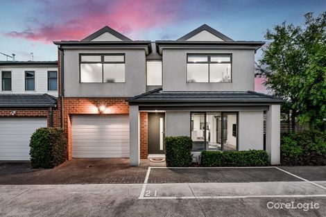 21/17 Golden Elm Way, Lyndhurst, VIC 3975