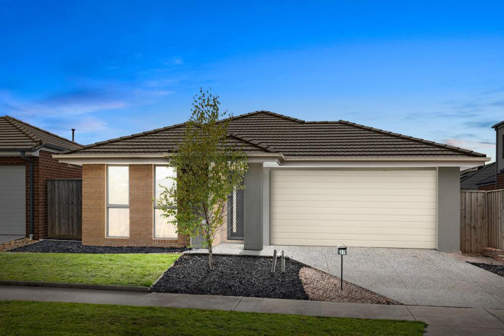 37 Bertie St, Manor Lakes, VIC 3024