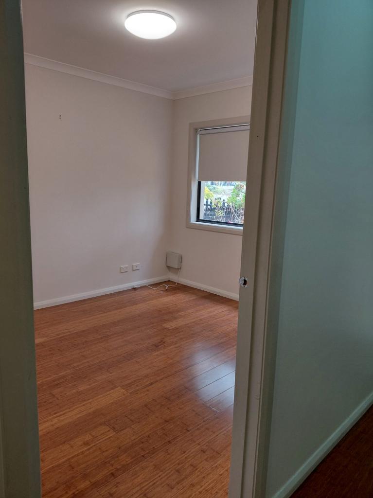 15b Huntington Dr, Craigieburn, VIC 3064