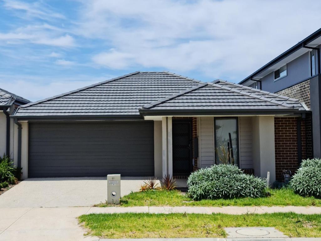 61 Abbotswick Cct, Williams Landing, VIC 3027