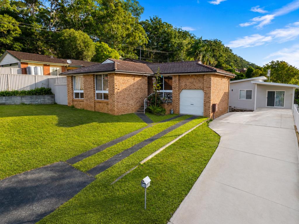 3 Warooka St, Narara, NSW 2250