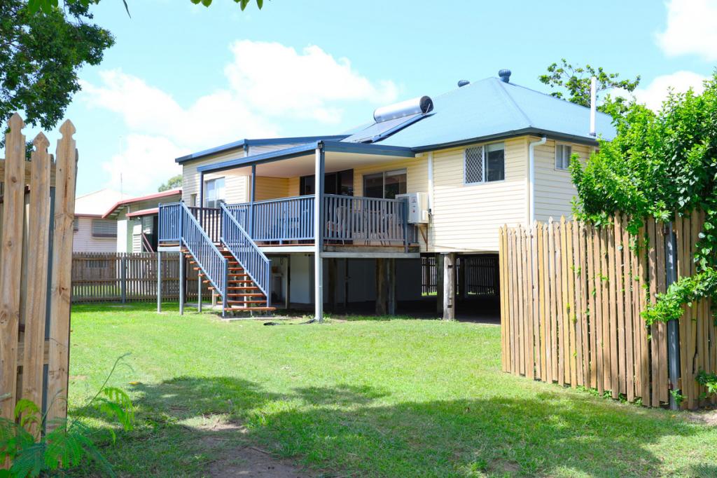 155 Lakes Creek Rd, Berserker, QLD 4701