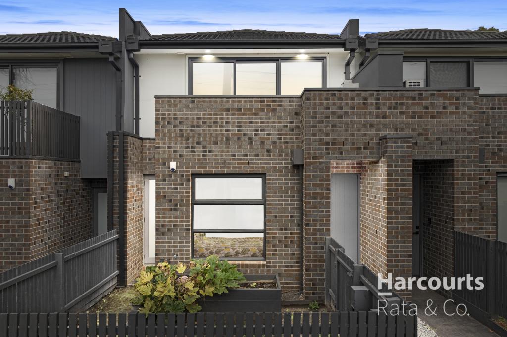 7 Leaflove Walk, South Morang, VIC 3752