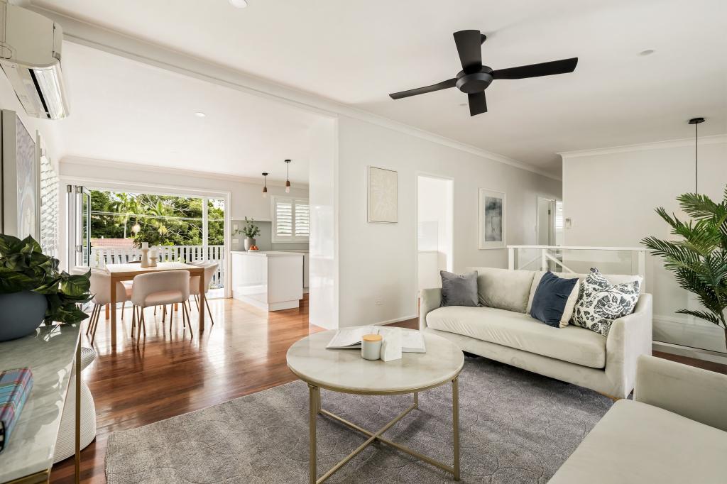 31 REDGRAVE ST, STAFFORD HEIGHTS, QLD 4053