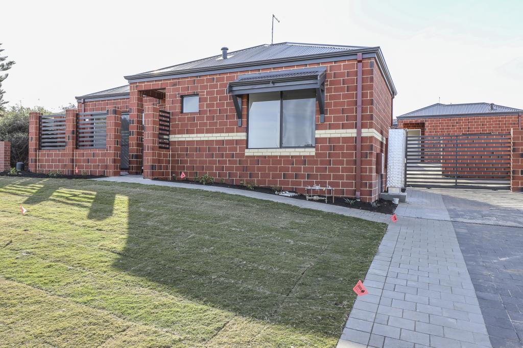26c Coolbellup Ave, Coolbellup, WA 6163