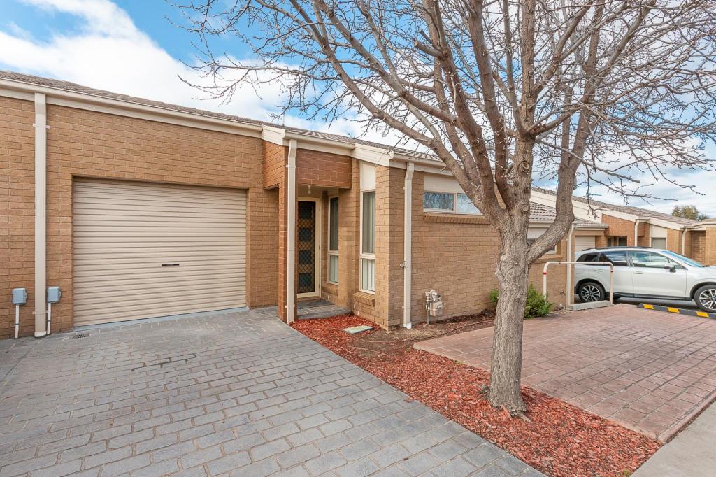 2/2 Neil Currie St, Casey, ACT 2913