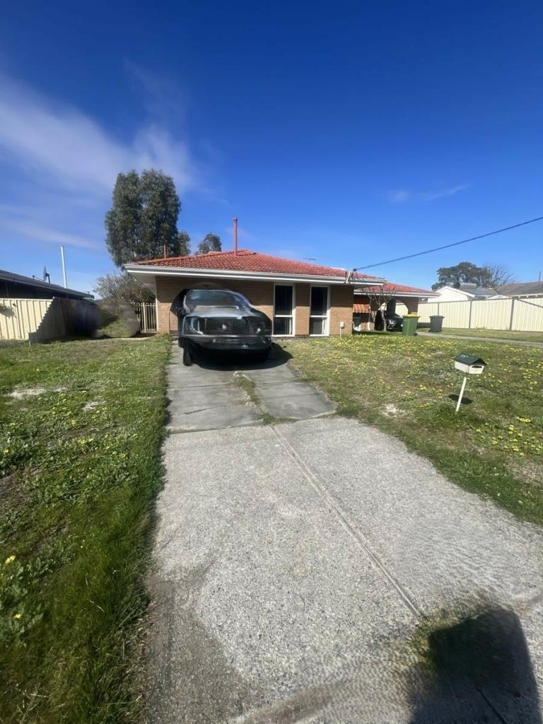 62a & 62b Lester Dr, Thornlie, WA 6108