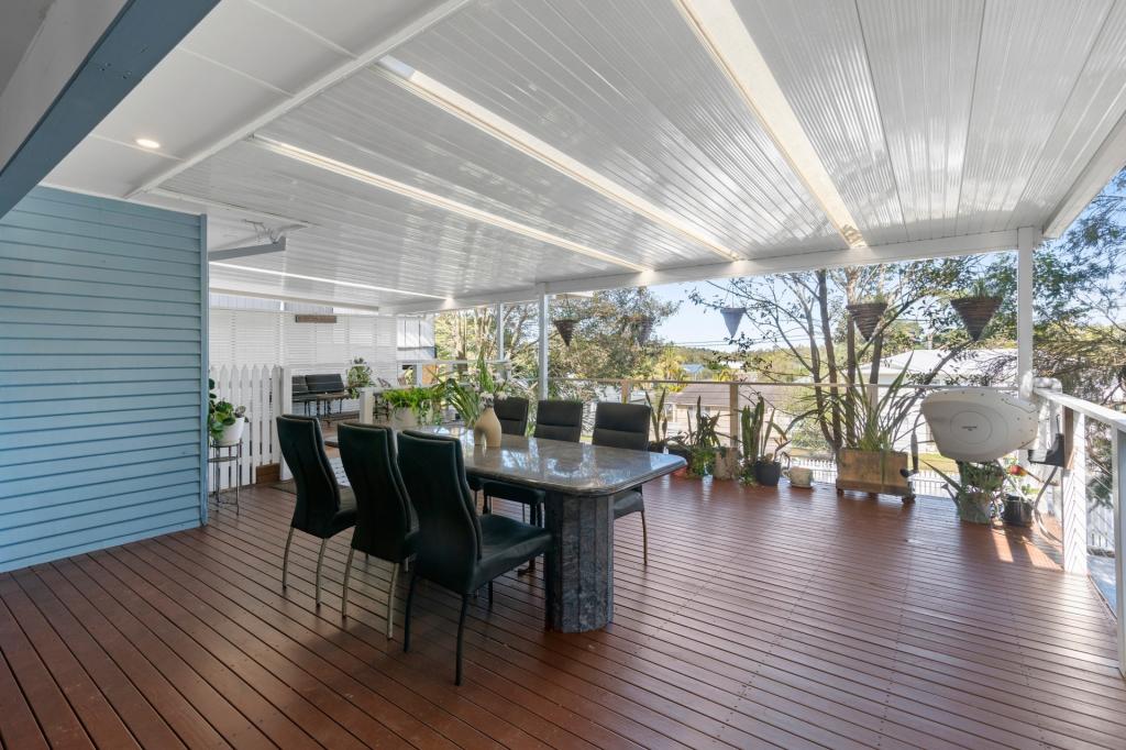 12 Blue Bell Dr, Wamberal, NSW 2260