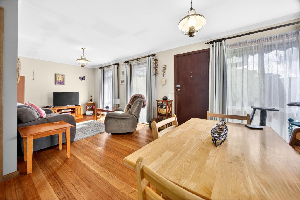 154 Seventh Ave, Rosebud, VIC 3939
