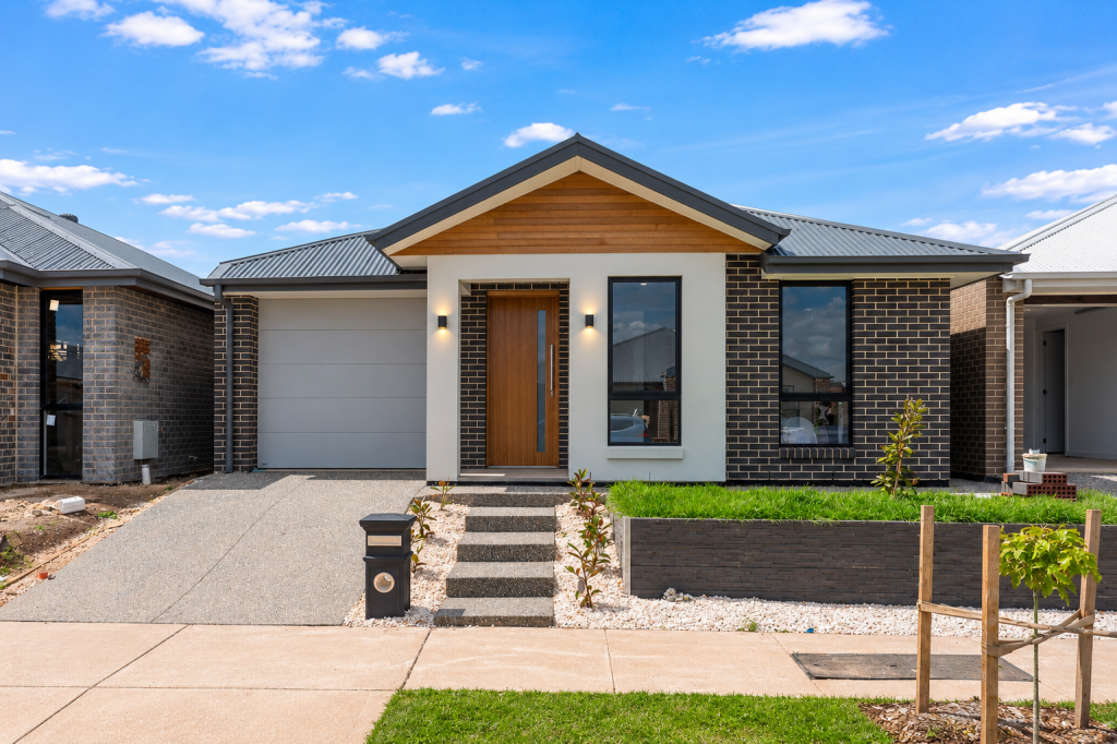 11 Mumford Cres, Gawler Belt, SA 5118