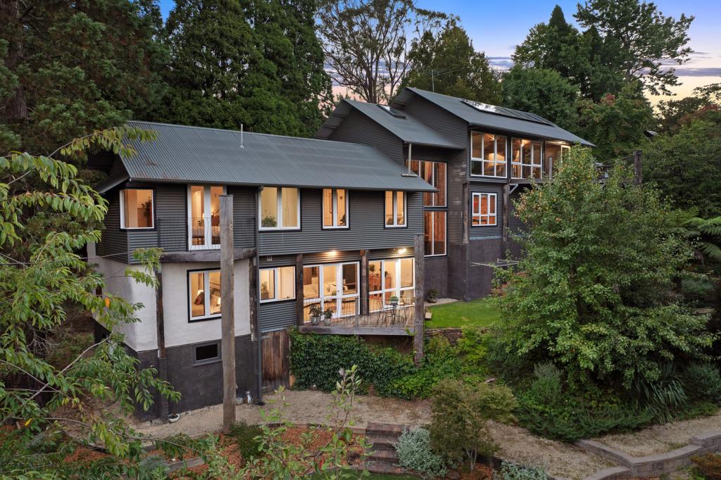 15-17 Angel St, Wentworth Falls, NSW 2782