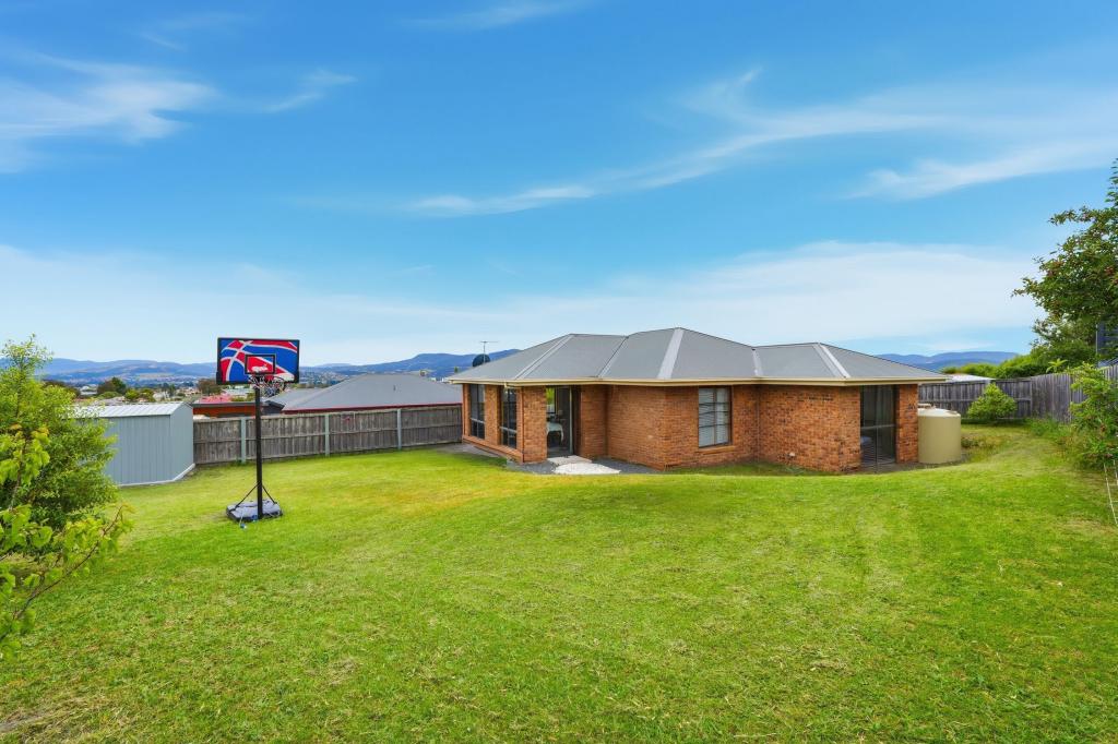 7 Chester Ct, Chigwell, TAS 7011