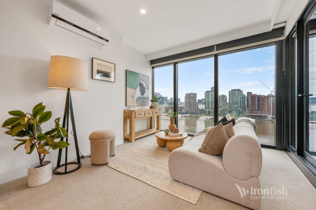 1602/8 Pearl River Rd, Docklands, VIC 3008