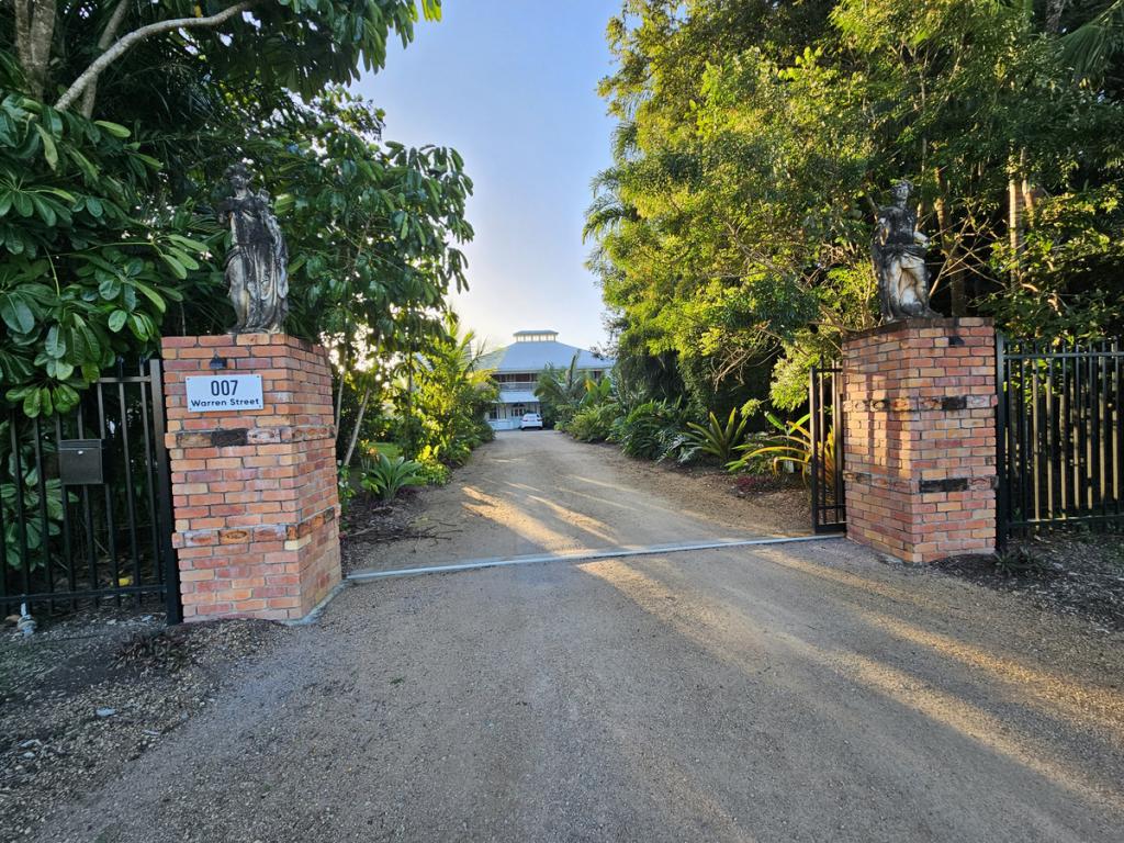 4/7 Warren St, Ingham, QLD 4850
