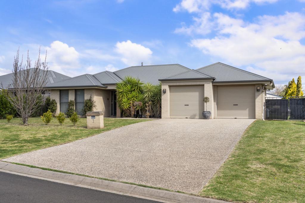 3 Whitman St, Westbrook, QLD 4350