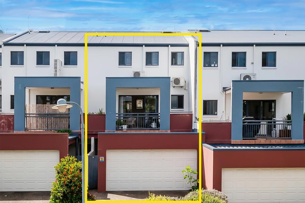 12/23 Peppertree Cct, Robina, QLD 4226