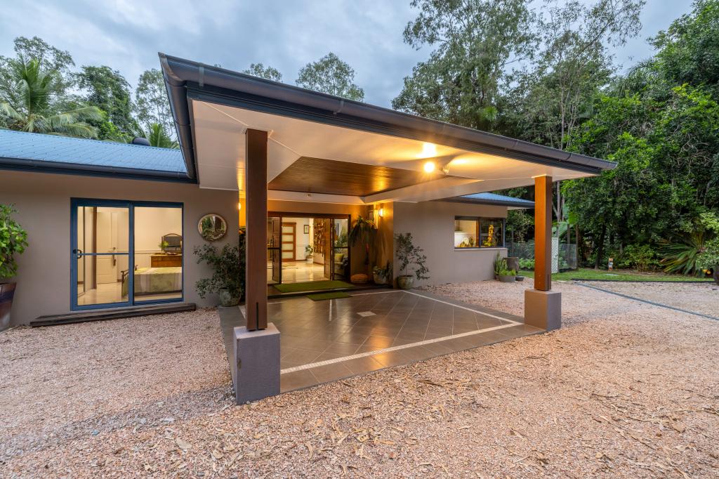 21 Curtis Rd, Carruchan, QLD 4816